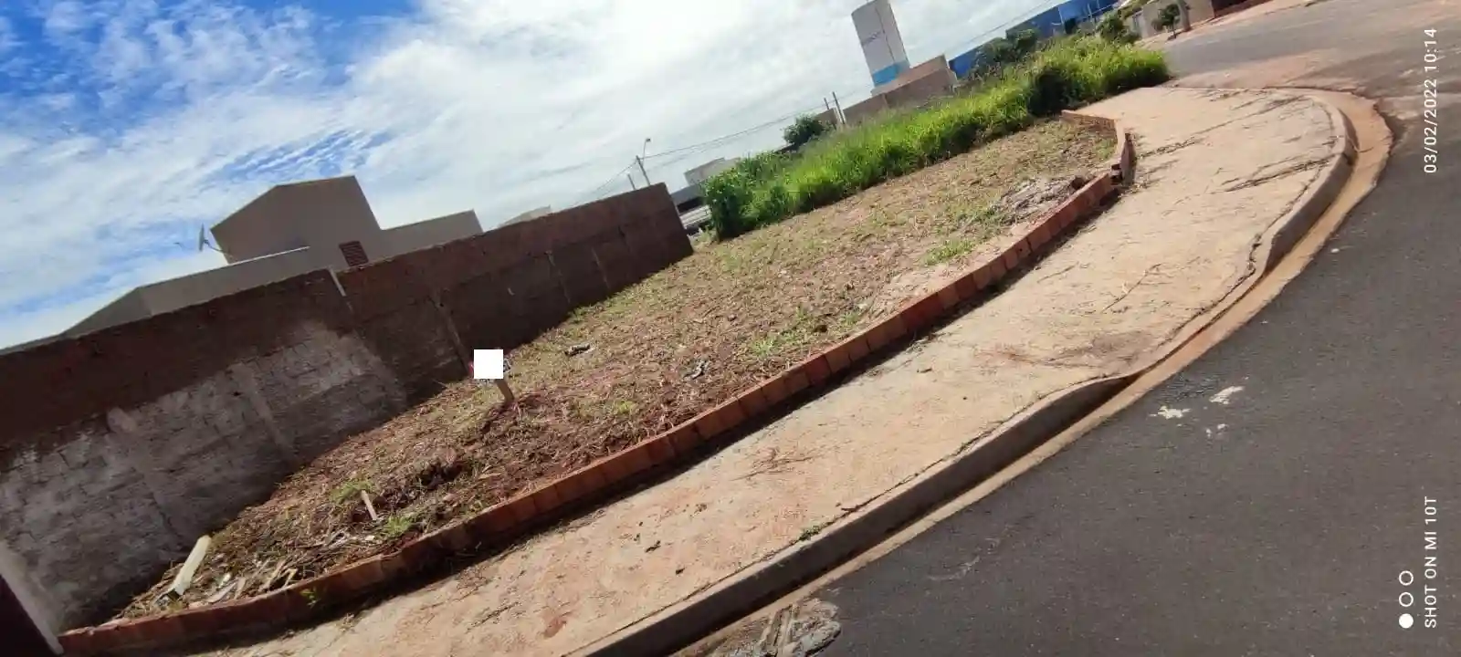 Terreno / Lote / Condomínio à venda — foto 1